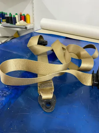 Cambio de cinturones de seguridad