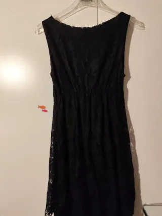 Vestito in pizzo nero