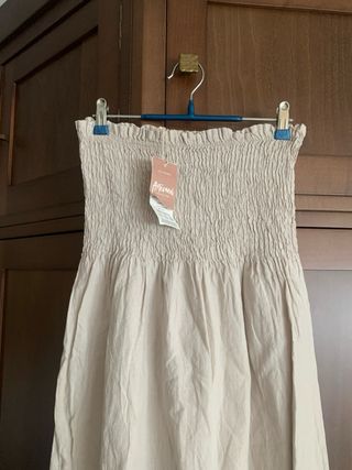 Vestido largo beige de verano