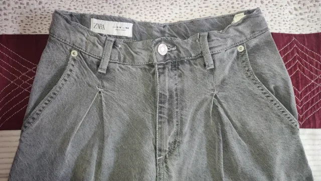 ZARA Pantalón T.13/14