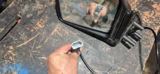 Retrovisor Nissan Terrano 1