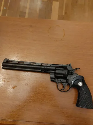 Colt Python .357 cañón 8" Denix colección