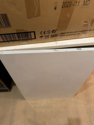 Cocina blanca y plateada