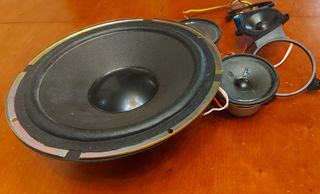 lote 4 Altavoces Aiwa SX-FZ3300 . 3 vías