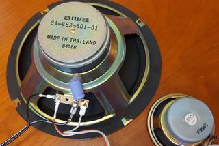 lote 4 Altavoces Aiwa SX-FZ3300 . 3 vías