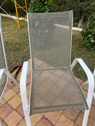 Tavolo da giardino Mesa in vetro e metallo