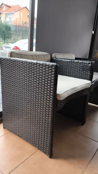 Conjunto 2 Sillas y 2 Maceteros Jardín