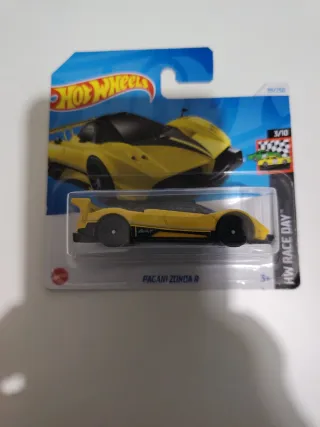 Hot Wheels Pagani Zonda R Amarillo