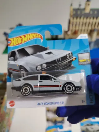 Hot Wheels Alfa Romeo GTV6 3.0