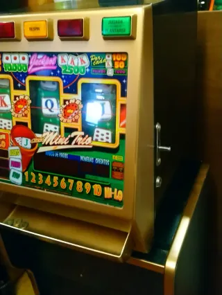 Tragaperras Mini Trio