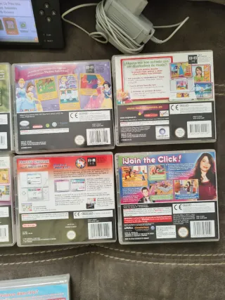 Nintendo DSi Negra + 9 Juegos