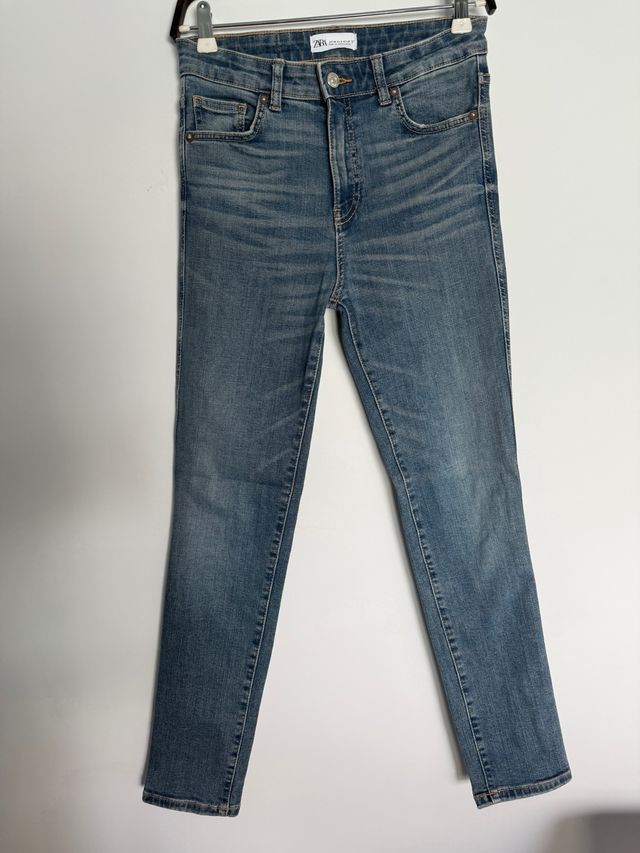 Pantalón vaquero Zara T.38