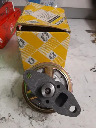 Válvula EGR Renault 8933003208