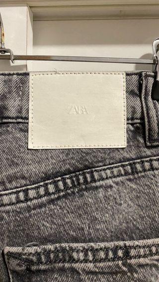 Pantalón vaquero gris Zara Talla 34