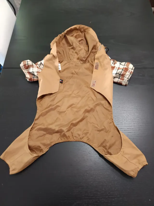 Chubasquero perro con patas Talla 40