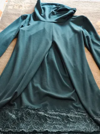 Vestido azul con encaje