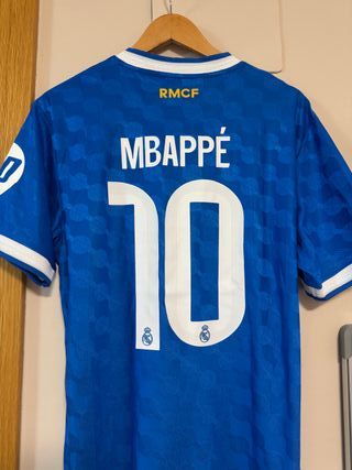 Camiseta Real Madrid Mbappe Talla L
