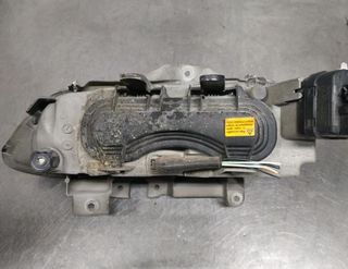 Renault 403041 7700820119 faro der laguna (b56)