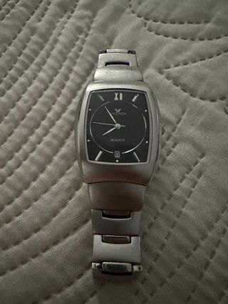 Reloj Viceroy Cuarzo Negro y Plateado