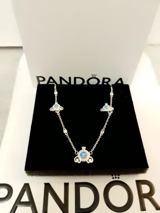 Collar Pandora Carruaje Cenicienta Azul