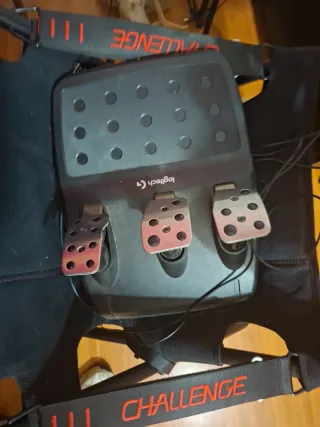 Volante Logitech G29 Driving Force

