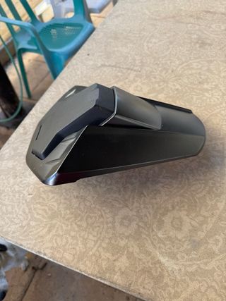 Tapa asiento Suzuki GSXS 1000 2022