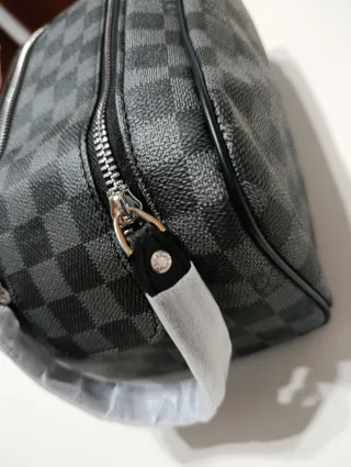 Neceser Louis Vuitton gris negro grafito 