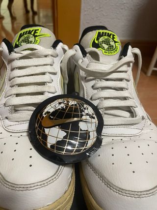 Nike Air Force 1 Blancas con Detalle Verde