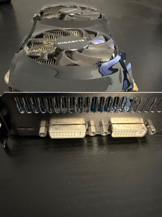 Tarjeta Gráfica Gigabyte Nvidia Geforce GTX 460