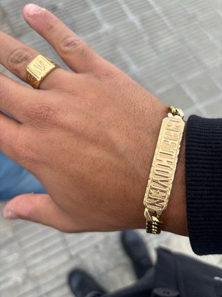Esclava , Anillo y reloj de ORO