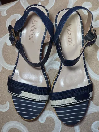 Sandalias de cuña azules Andarina Talla 39