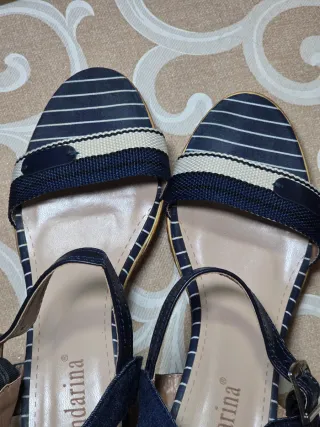 Sandalias de cuña azules Andarina Talla 39