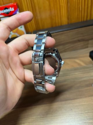 Como nuevo se puede ajustar 