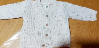 Chaqueta punto bebé