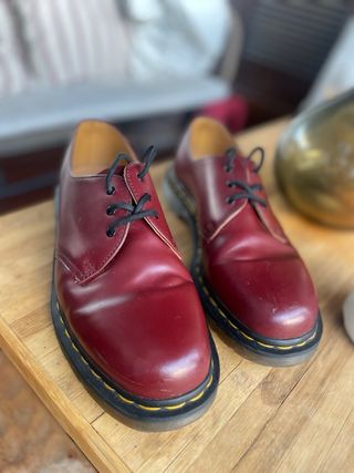 Dr. Martens burdeos talla 42