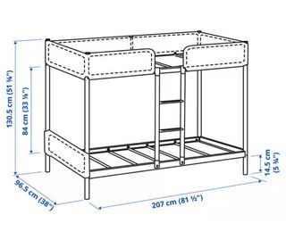 Letto a castello grigio con materassi