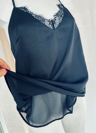 Precioso Top lencero negro con encaje