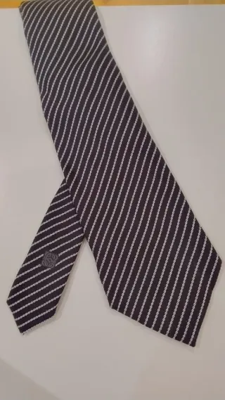 Corbata Loewe Rayas. 
