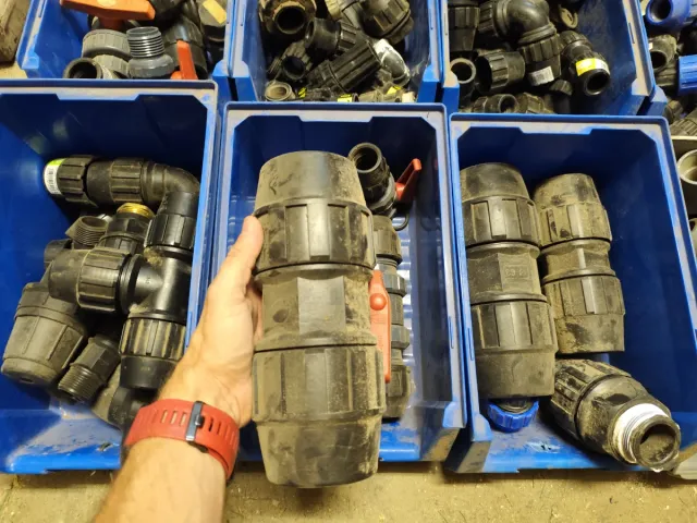 Conexiones Fontanería y Jardín