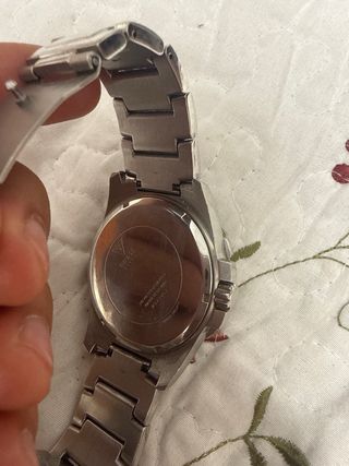 Reloj Guess Plateado con Diamantes