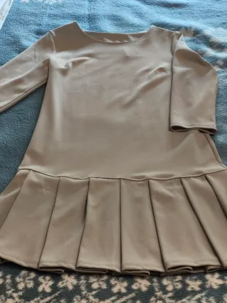 Vestido gris talla única con falda plisada