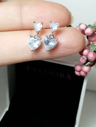 Pendientes Corazón Plata, lleva caja y bolsa 