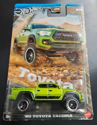 Hot Wheels 2020 Toyota Tacoma Prata