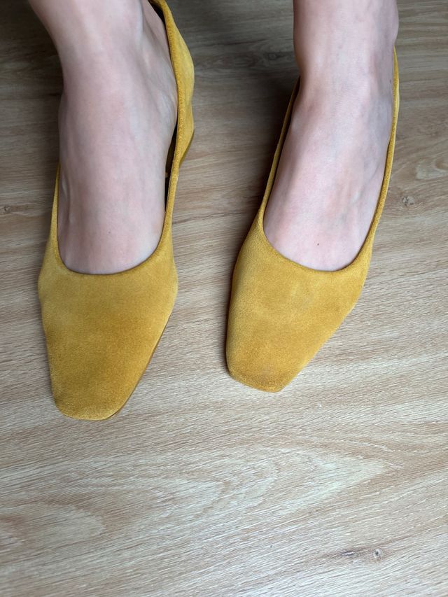 Zapatos Zara ante amarillo mostaza talla 37
