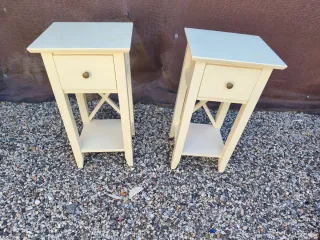Set di 2 comodini in legno