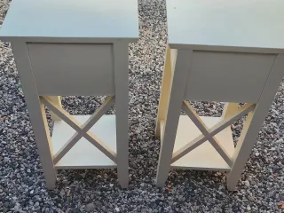 Set di 2 comodini in legno