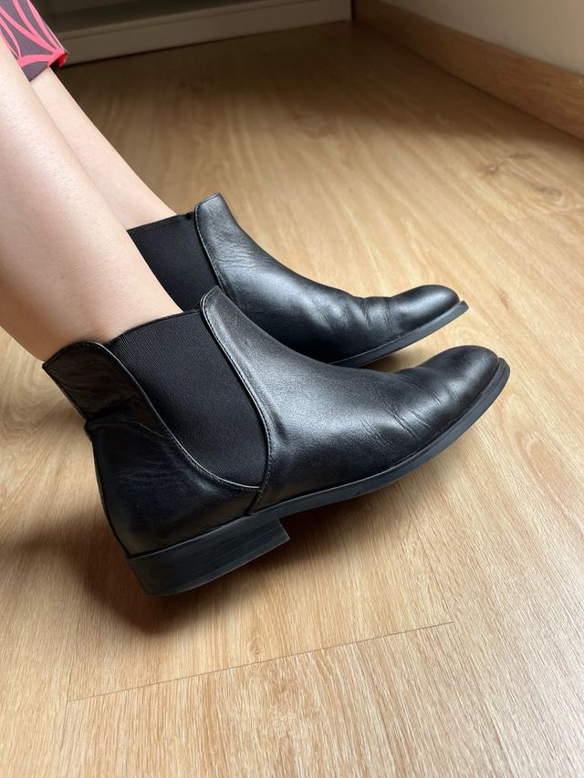 Botines Chelsea Zara Talla 37 Negros