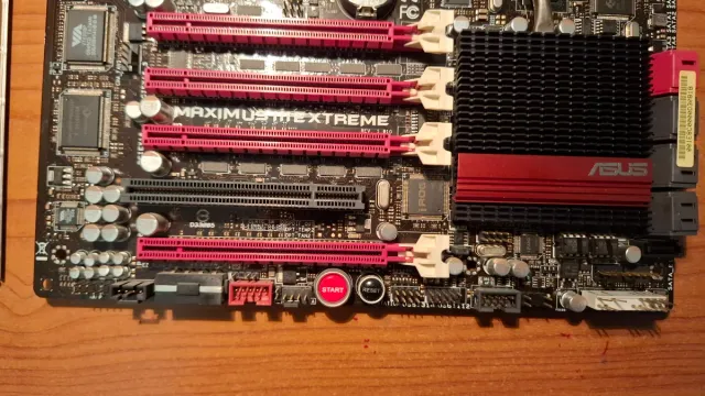 Placa Mãe ASUS Maximus III Extreme + i7 860 + 8Gb