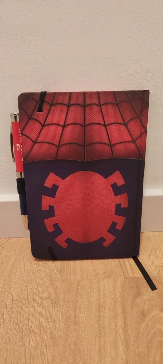 Libreta y boli con luz Spiderman