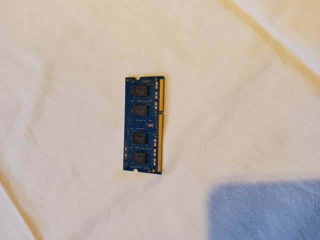 Memoria RAM SK hynix 2GB DDR3 Sodimm 1600